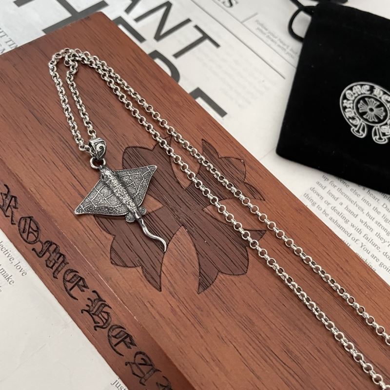 Ch**me He**ts necklaces